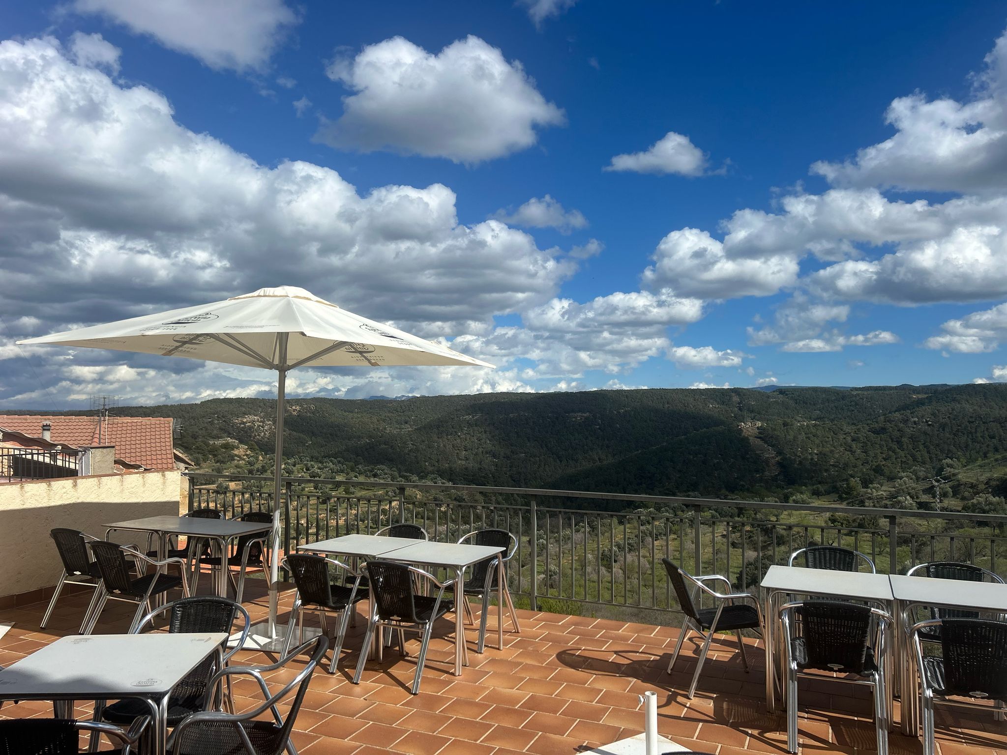 de3c2c80 16db 4585 a034 077c37346846